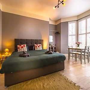 Botanic Rooms